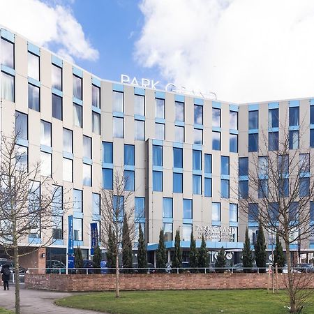 Hotel Park Grand Heathrow Hounslow Zewnętrze zdjęcie