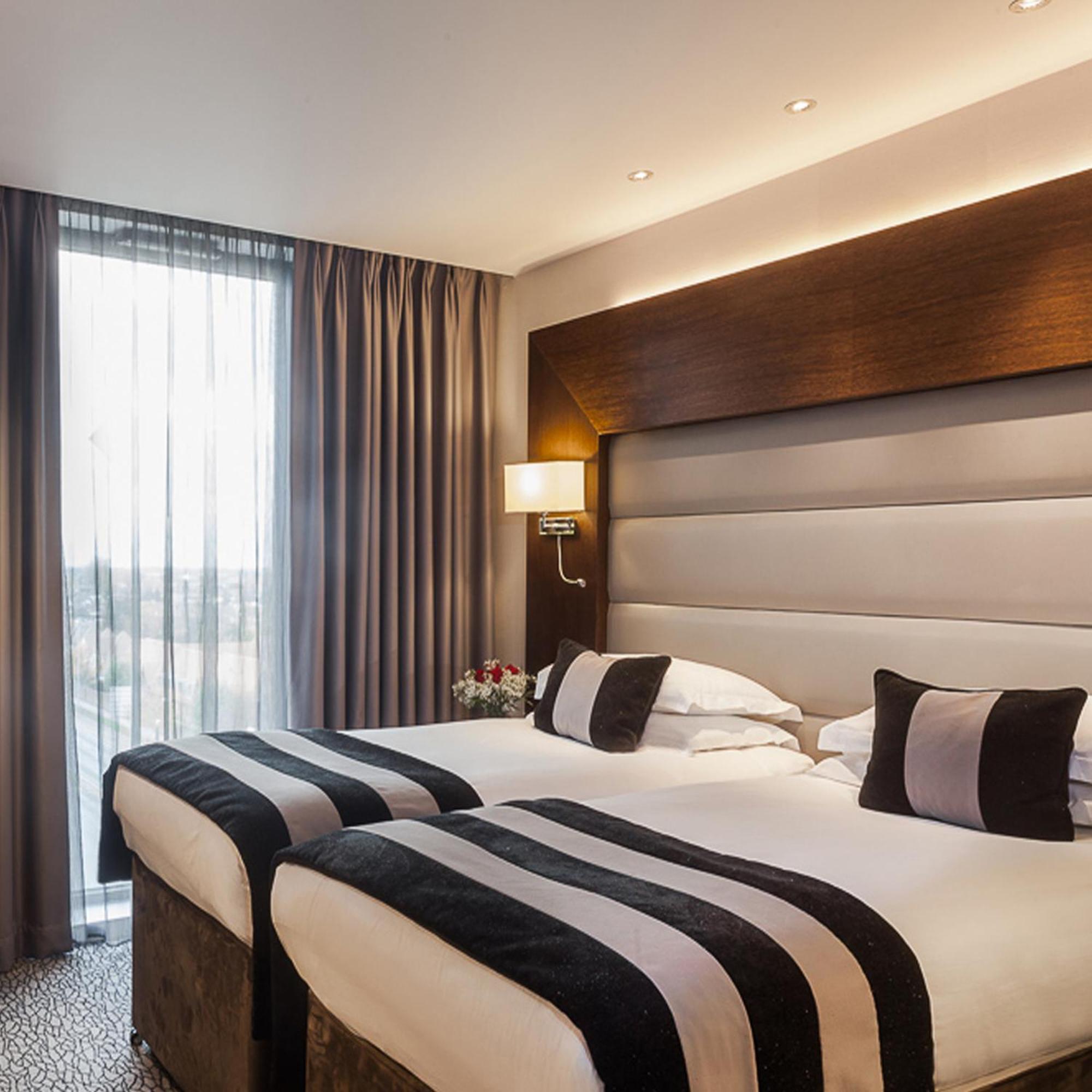 Hotel Park Grand Heathrow Hounslow Zewnętrze zdjęcie