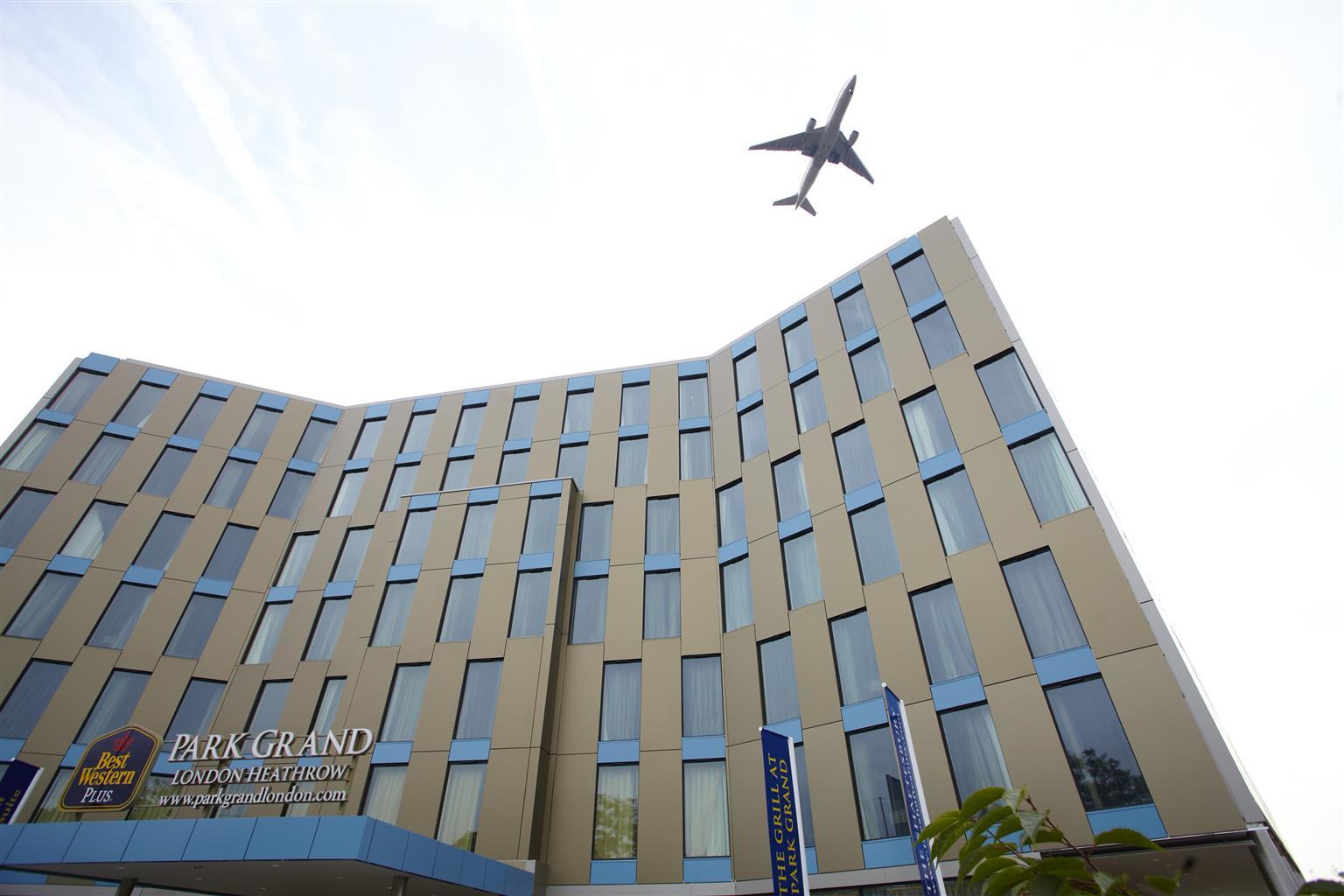 Hotel Park Grand Heathrow Hounslow Zewnętrze zdjęcie