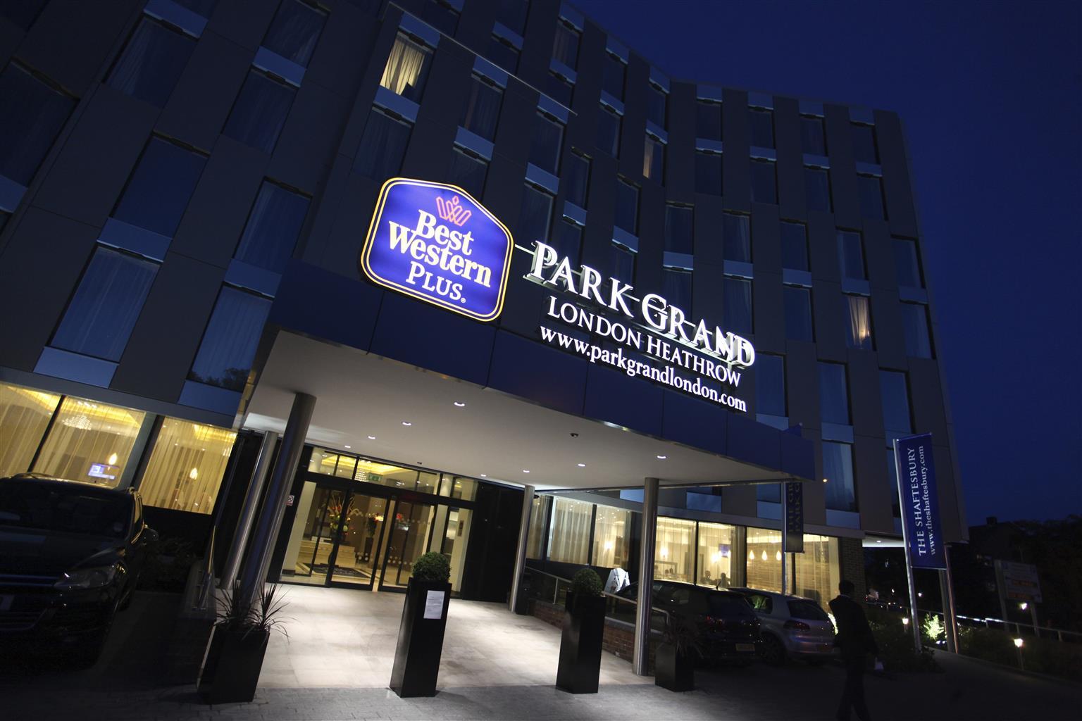 Hotel Park Grand Heathrow Hounslow Zewnętrze zdjęcie