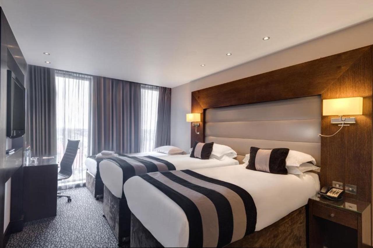 Hotel Park Grand Heathrow Hounslow Zewnętrze zdjęcie